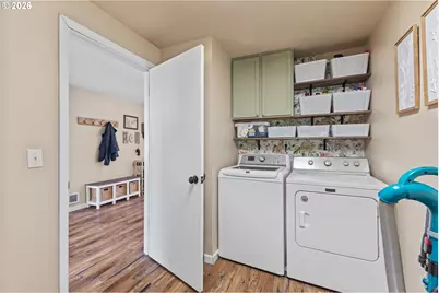 2713 Oak St, North Bend, OR 97459 - Photo 19