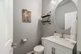 13736 SW Mistletoe Dr, Portland, OR 97224 - Photo 21