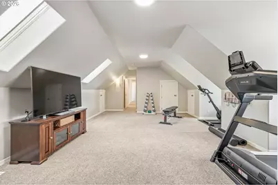 13736 SW Mistletoe Dr, Portland, OR 97224 - Photo 35