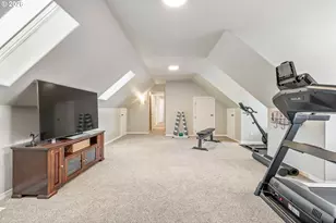 13736 SW Mistletoe Dr, Portland, OR 97224 - Photo 35