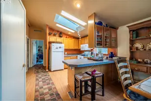 498 Klamath Ave SE, Bandon, OR 97411 - Photo 19