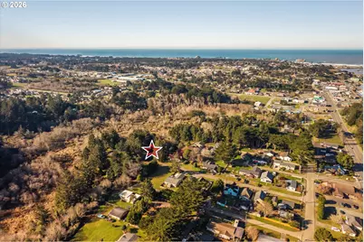 498 Klamath Ave SE, Bandon, OR 97411 - Photo 9
