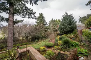 498 Klamath Ave SE, Bandon, OR 97411 - Photo 11