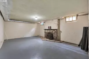 6134 E Burnside St, Portland, OR 97215 - Photo 27