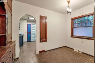 6134 E Burnside St, Portland, OR 97215 - Photo 13