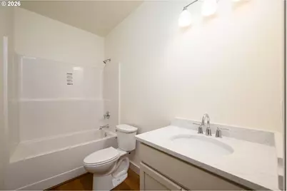 1306 NW Whipple Ave, Roseburg, OR 97471 - Photo 15