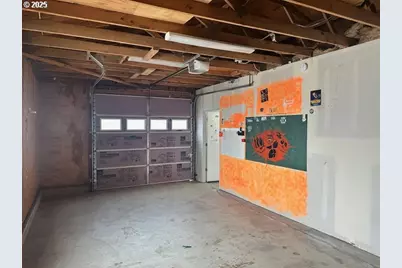 1960 Valhalla St, Eugene, OR 97401 - Photo 45