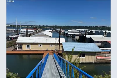 2901 NE Marine Dr #A20, Portland, OR 97211 - Photo 3