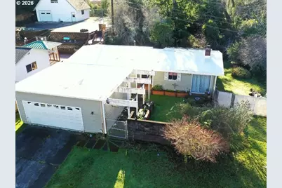 3863 Vista Dr, North Bend, OR 97459 - Photo 23