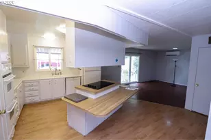 1475 Green Acres Rd, Eugene, OR 97408 - Photo 5