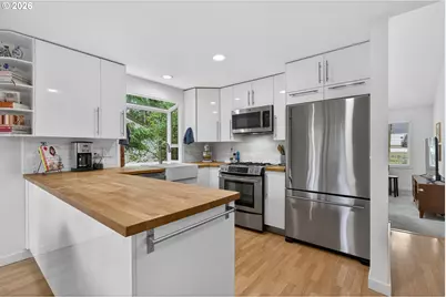 8115 SW Hemlock St, Portland, OR 97223 - Photo 7