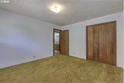8415 SW River Rd, Hillsboro, OR 97123 - Photo 19