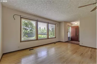 8415 SW River Rd, Hillsboro, OR 97123 - Photo 5