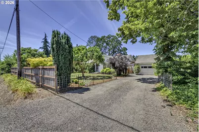 8415 SW River Rd, Hillsboro, OR 97123 - Photo 3