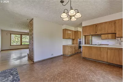 8415 SW River Rd, Hillsboro, OR 97123 - Photo 13