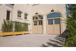 550 N 1st St, Woodburn, OR 97071 - Photo 5