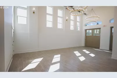 550 N 1st St, Woodburn, OR 97071 - Photo 13