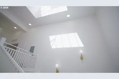 550 N 1st St, Woodburn, OR 97071 - Photo 37