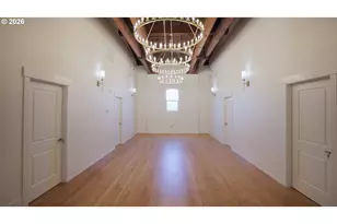 550 N 1st St, Woodburn, OR 97071 - Photo 23