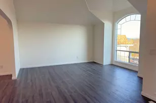 11867 SE Mountain Sun Dr, Clackamas, OR 97015 - Photo 3