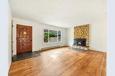 650 SW Chestnut St, Clatskanie, OR 97016 - Photo 3