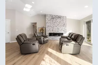 17200 NE Slope Ln, Newberg, OR 97132 - Photo 7