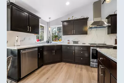 17200 NE Slope Ln, Newberg, OR 97132 - Photo 13