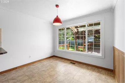 1950 SW Leewood Dr, Beaverton, OR 97003 - Photo 15