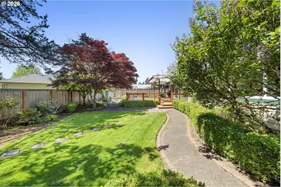 1950 SW Leewood Dr, Beaverton, OR 97003 - Photo 33