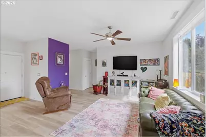 214 Averill St, Brownsville, OR 97327 - Photo 5