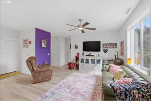 214 Averill St, Brownsville, OR 97327 - Photo 5