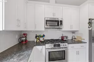 214 Averill St, Brownsville, OR 97327 - Photo 9