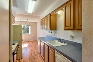 950 Evergreen Rd, Woodburn, OR 97071 - Photo 7