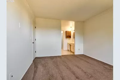 950 Evergreen Rd #221, Woodburn, OR 97071 - Photo 19