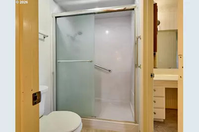 950 Evergreen Rd #221, Woodburn, OR 97071 - Photo 23