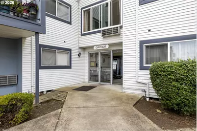 950 Evergreen Rd #221, Woodburn, OR 97071 - Photo 3