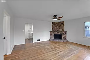 8915 SE Market St, Portland, OR 97216 - Photo 3