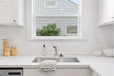 1830 N Kilpatrick St, Portland, OR 97217 - Photo 15