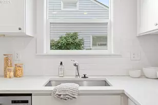 1830 N Kilpatrick St, Portland, OR 97217 - Photo 15