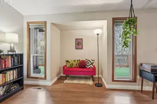 4025 SW Pomona St, Portland, OR 97219 - Photo 5