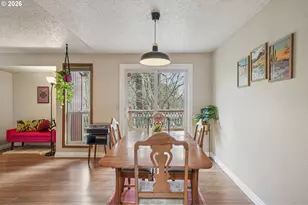 4025 SW Pomona St, Portland, OR 97219 - Photo 9