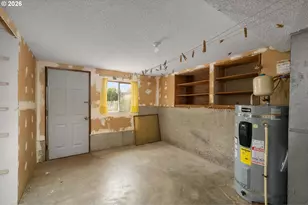 15515 Henrici Rd, Oregon City, OR 97045 - Photo 27