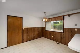 15515 Henrici Rd, Oregon City, OR 97045 - Photo 9