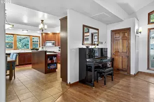 1645 Brozio Rd, Roseburg, OR 97471 - Photo 9