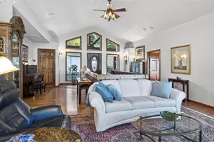 1645 Brozio Rd, Roseburg, OR 97471 - Photo 7