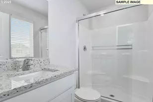 1285 Parkside Ave, Woodburn, OR 97071 - Photo 11