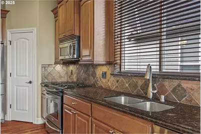 4860 K St, Washougal, WA 98671 - Photo 19