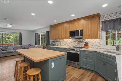 33005 NE Ammeter Rd, Washougal, WA 98671 - Photo 9