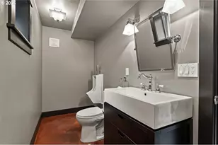 220 S California St, Portland, OR 97219 - Photo 33