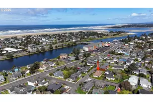 815 N King St, Seaside, OR 97138 - Photo 37